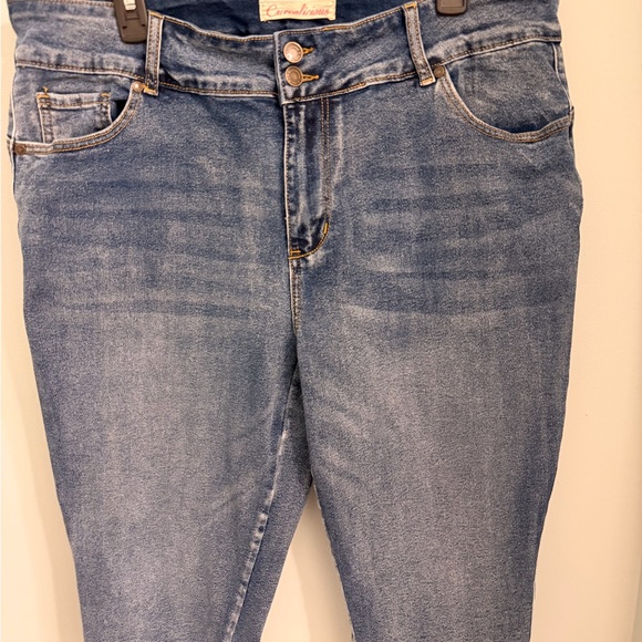 Classic Blue Ankle Jeans - Picture 3 of 5